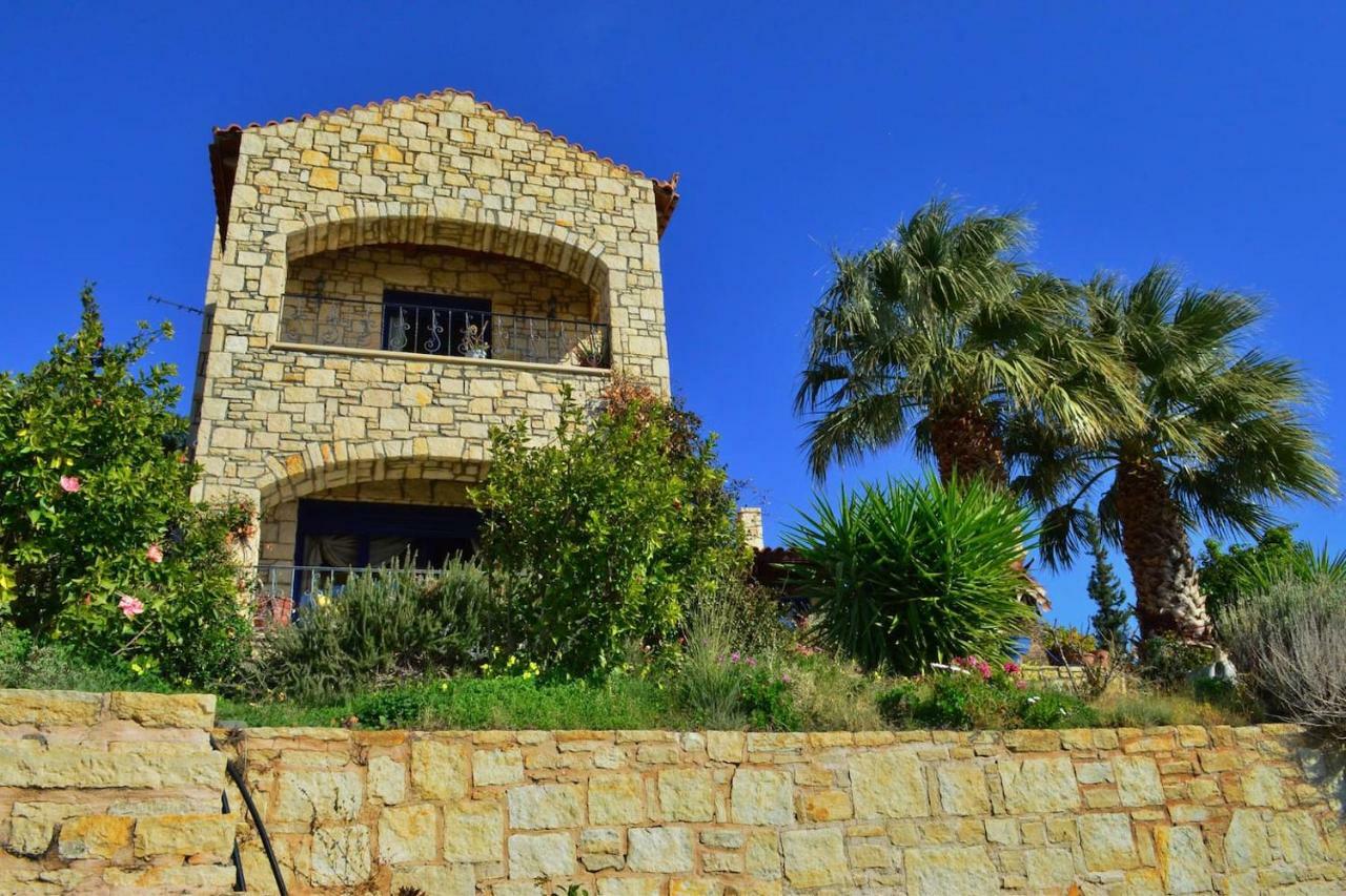 Elouthia Residence With Sea View And Hot Tub Tsoútsouros Extérieur photo